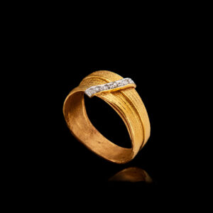 Χειροποίητο δαχτυλίδι σε χρυσό με διαμάντια